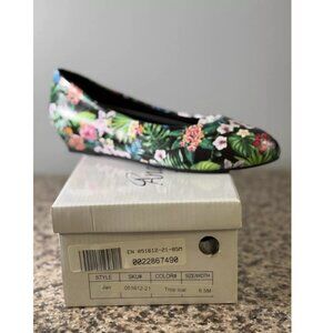 Angel Steps Jan Flat Shoes | Tropical Floral Print | Size 8.5M | Women's
